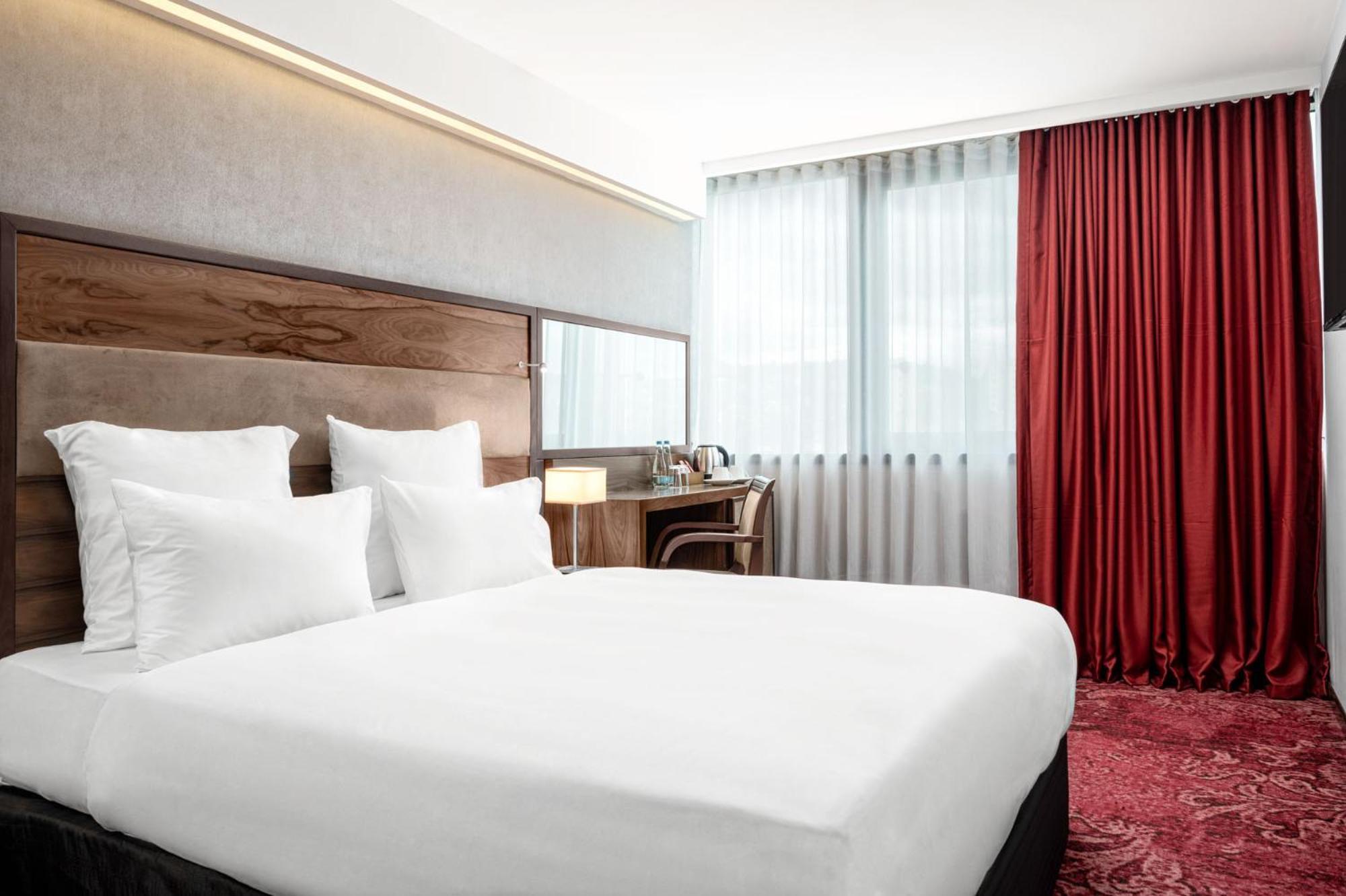 Movenpick Hotel 4*