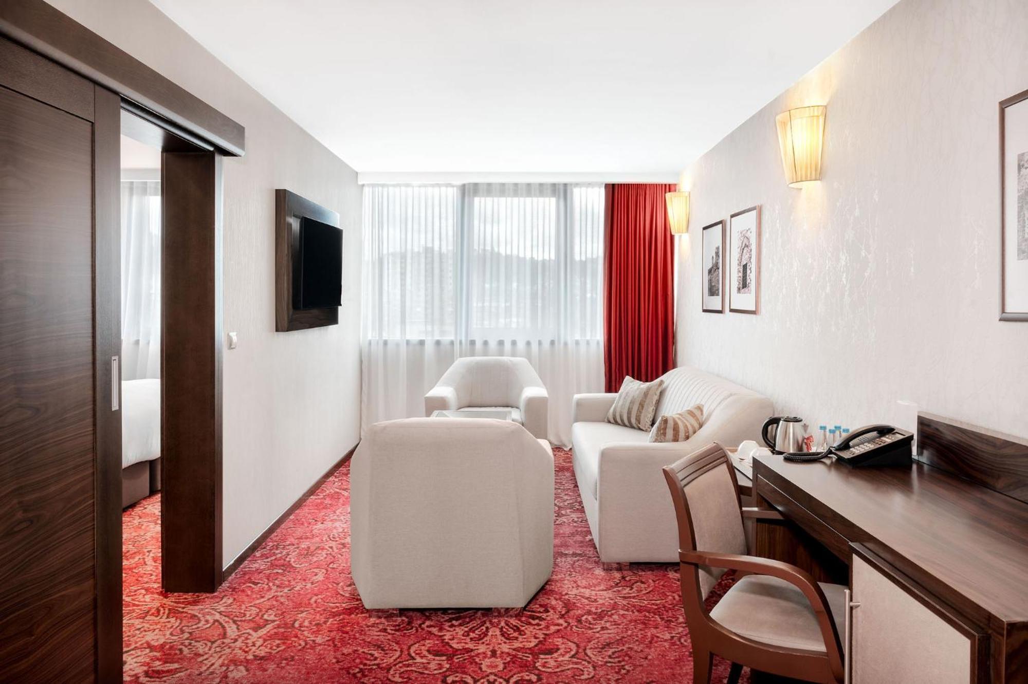 Movenpick 4* SJJ